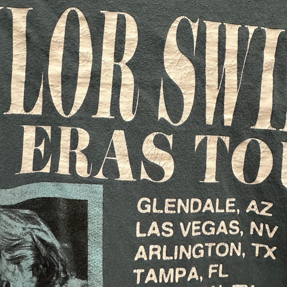 Taylor Swift 1989 Era Eras Tour T-Shirt Size XL - Picture 3 of 5